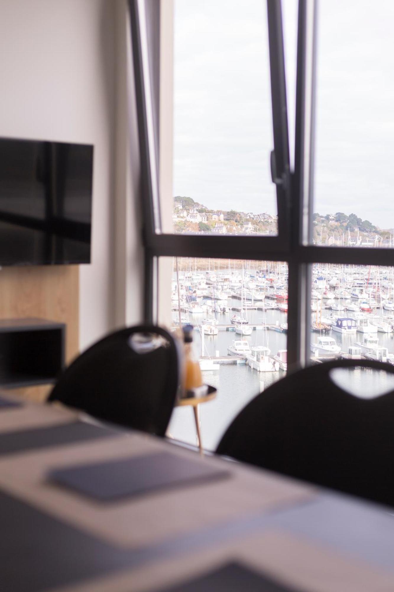 Le Nautica Hotel 펄로스가이렉 외부 사진