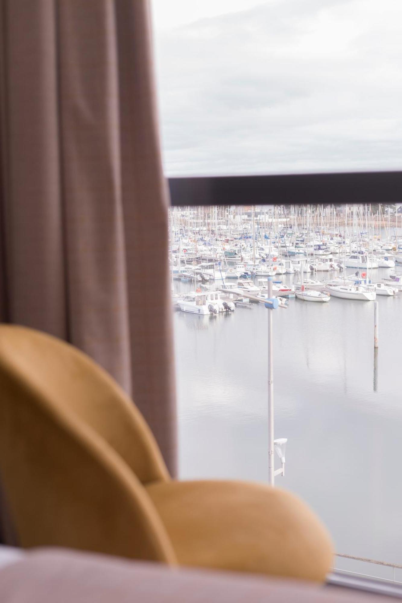 Le Nautica Hotel 펄로스가이렉 외부 사진